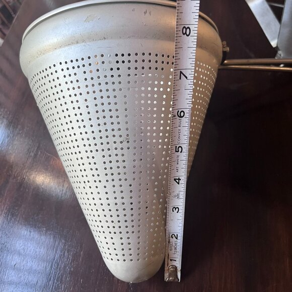 (VK)Vintage. Aluminum Conical Sieve. Potato/Rice Mashers. Bundle. - Picture 3 of 6